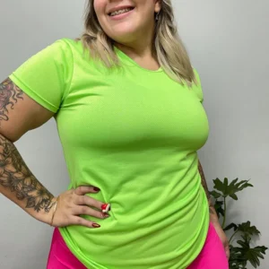 Remera lisa verde neón