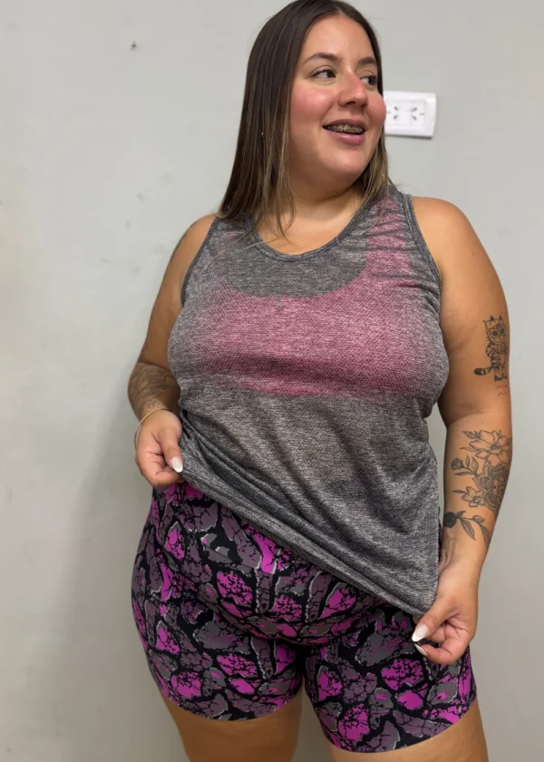 Musculosa gris