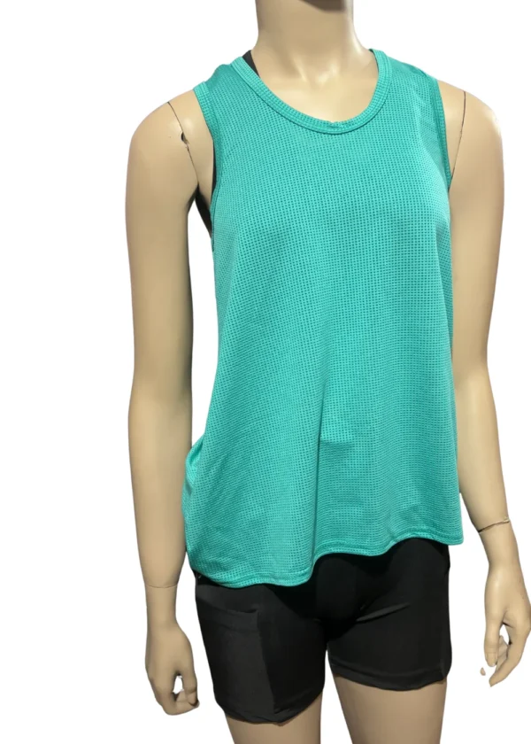 Musculosa verde agua