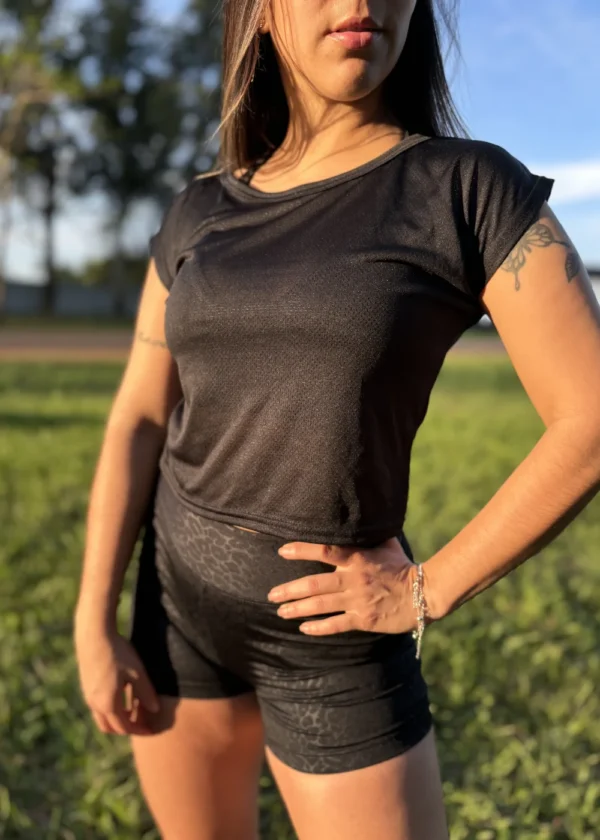 Croptop negro liso
